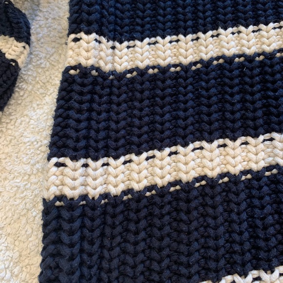 J Crew Woman’s 100% Cotton Boatneck Sweater. Size Medium. Gently Used. - Picture 5 of 12